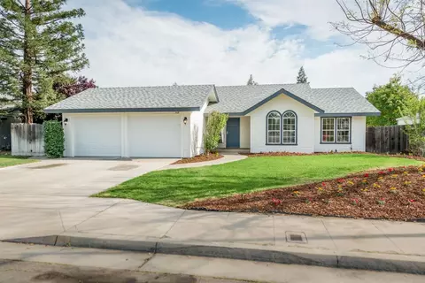 518 W Sample Ave, Clovis, CA 93612 photo 1