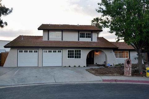 80 N Hughes Ave, Clovis, CA 93612 photo 1