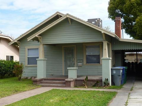 115 S L St, Madera, CA 93637 photo 1