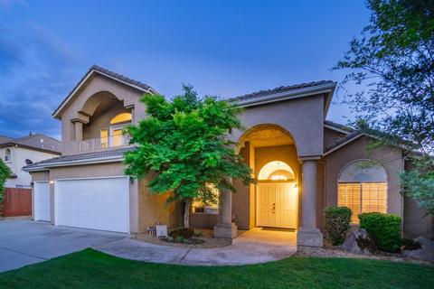 432 W Omaha Ave, Clovis, CA 93619 photo 1