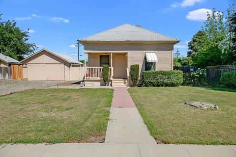 227 Baron Ave, Clovis, CA 93612 photo 1