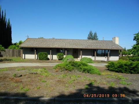 19230 Panoramic Dr, Madera, CA 93638 photo 1