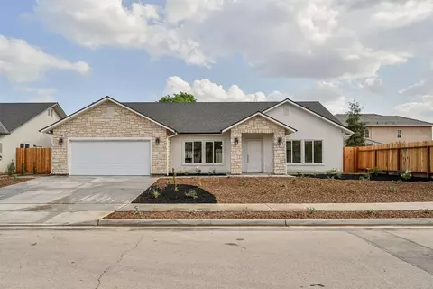 2341 Florence, Sanger, CA 93657 photo 1