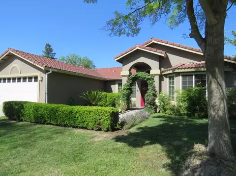 277 S Chablis Ave, Kerman, CA 93630 photo 1