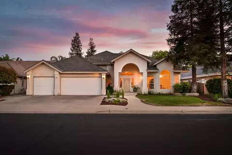 566 Houston Ave, Clovis, CA 93611 photo 1