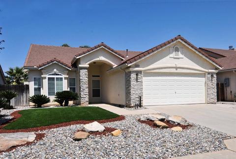 2820 Eclipse Ave, Fresno, CA 93720 photo 1