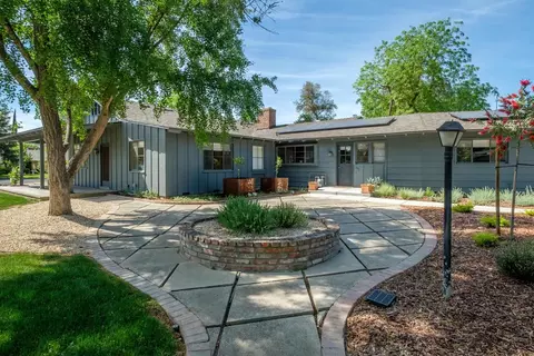 303 California Ave, Madera, CA 93637 photo 1