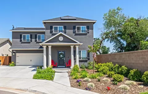 2795 Las Rosas Ave, Clovis, CA 93619 photo 1