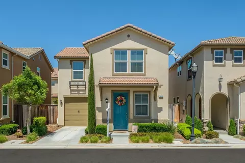 3623 Etchings Way, Clovis, CA 93619 photo 1
