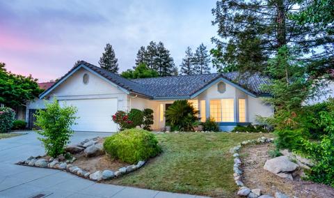 2483 Stuart Ave, Clovis, CA 93611 photo 1