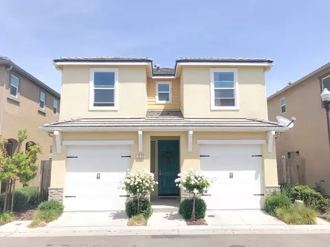 3559 Generosity Way, Clovis, CA 93619 photo 1
