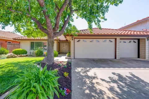 1922 Sundance Ln, Madera, CA 93637 photo 1