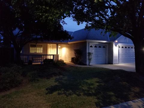 2374 Magill Ave, Clovis, CA 93611 photo 1