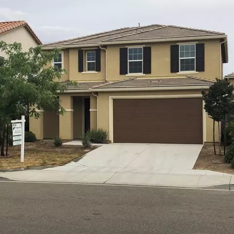 1261 Peach Ct, Madera, CA 93638 photo 1