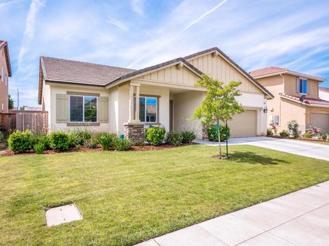 3368 Poe Ave, Clovis, CA 93619 photo 1