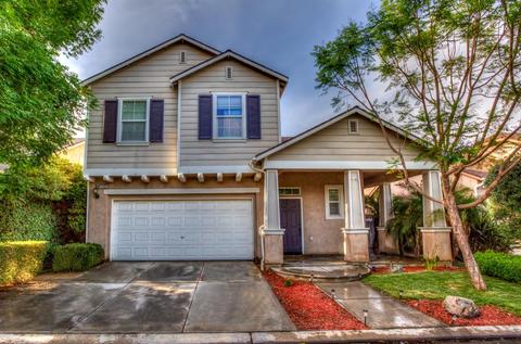 1725 Glen Dunbar Ln, Clovis, CA 93619 photo 1