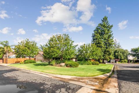 1985 Santa Ana Ave, Clovis, CA 93611 photo 1