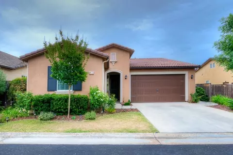 4172 Chessa Ln, Clovis, CA 93619 photo 1