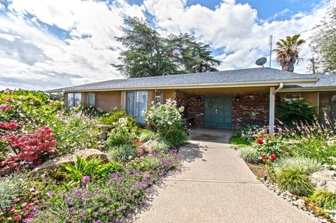 1926 Nees Ave, Clovis, CA 93611 photo 1