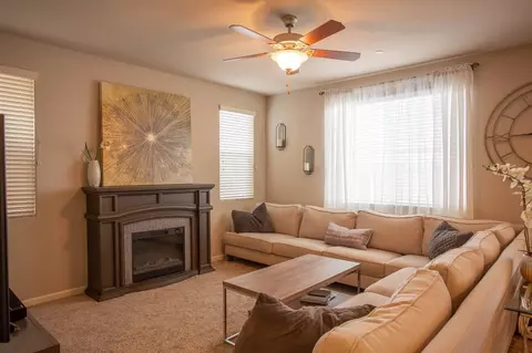 3410 Amanecer Ave, Clovis, CA 93619 photo 1