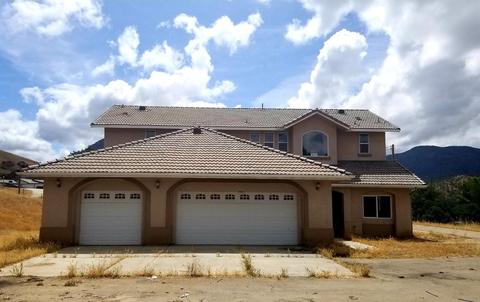7028 Ciancetti Dr, Sanger, CA 93657 photo 1