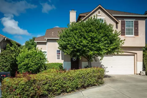 1696 N Dublin Ln, Clovis, CA 93619 photo 1