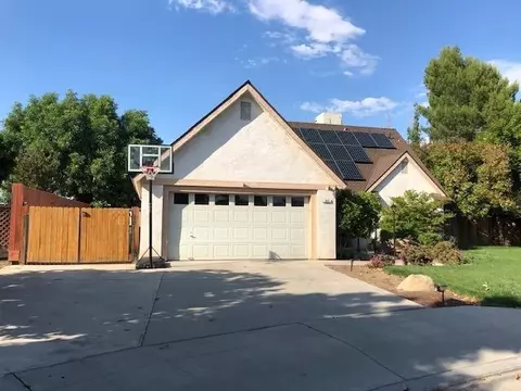 245 W Magill Ave, Clovis, CA 93612 photo 1
