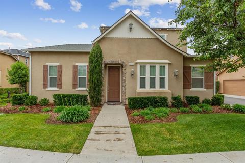 4149 Harlan Ranch Blvd, Clovis, CA 93619 photo 1