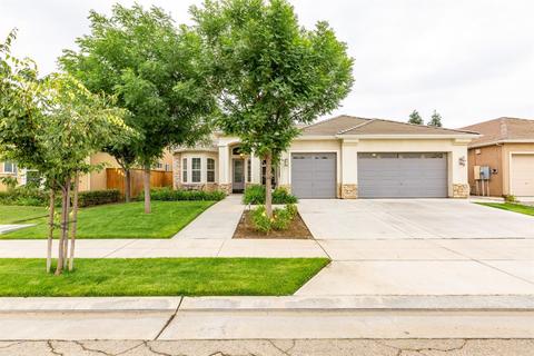 3266 Fairmont Ave, Clovis, CA 93619 photo 1