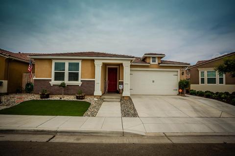 3879 Mecca Ave, Clovis, CA 93619 photo 1