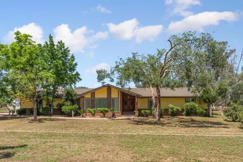5572 E Teague Ave, Clovis, CA 93619 photo 1