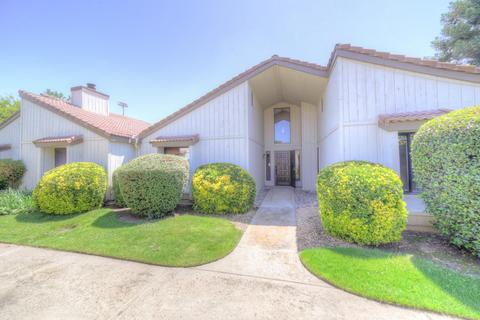 1966 Cougar Ln, Clovis, CA 93611 photo 1