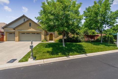 4195 N Bodega Bay Rd, Clovis, CA 93619 photo 1