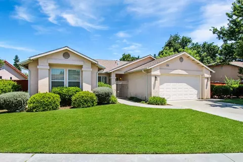 855 Royal Dr, Madera, CA 93637 photo 1