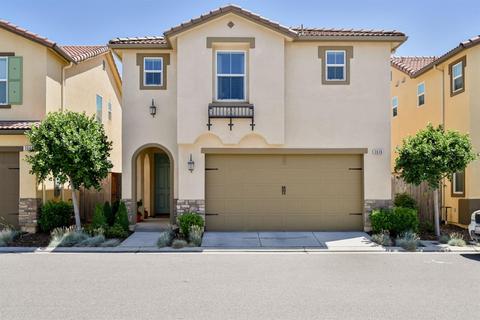 3636 Elevations Way, Clovis, CA 93619 photo 1