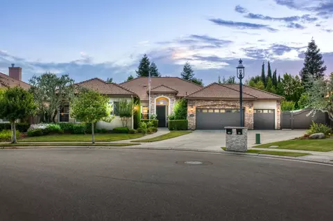 1590 N Dewitt Ave, Clovis, CA 93619 photo 1