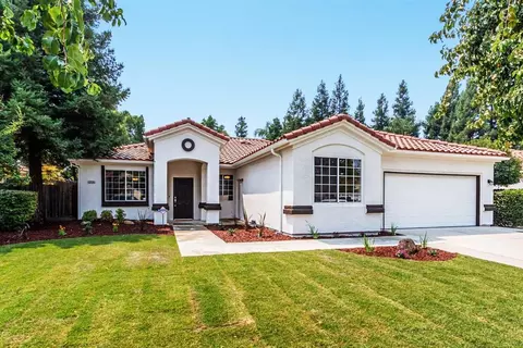 2334 Sierra Madre Ave, Clovis, CA 93611 photo 1