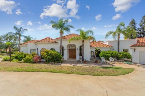 13640 Killarney Dr, Madera, CA 93636 photo 1