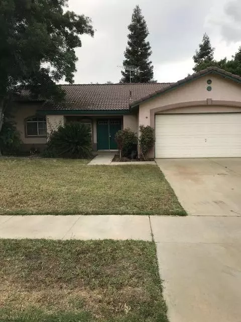 3820 E Harold, Visalia, CA 93292 photo 1