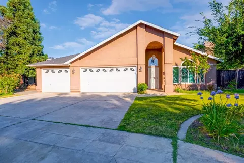 2222 Magill Ave, Clovis, CA 93611 photo 1