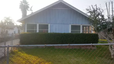 33149 Manzanita Rd, Ivanhoe, CA 93235 photo 1