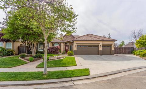 1472 N Hanson Ave, Clovis, CA 93619 photo 1