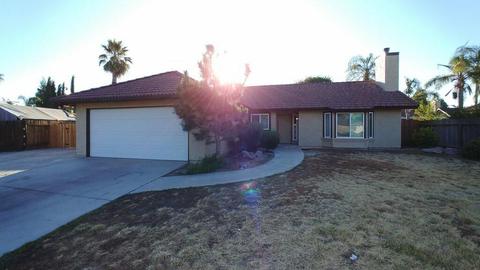 929 Holly Ave, Clovis, CA 93611 photo 1