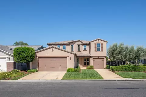 1688 N Piccadilly Ln, Clovis, CA 93619 photo 1