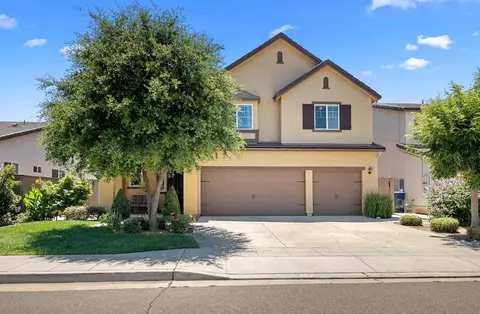 4110 Richmond Ave, Clovis, CA 93619 photo 1