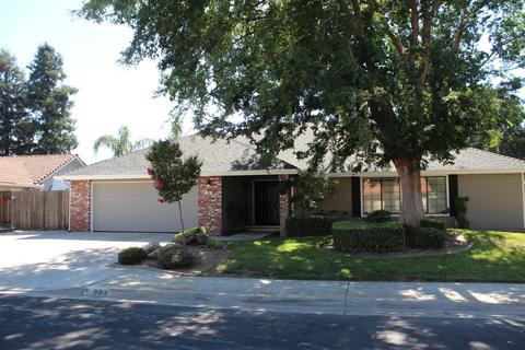 984 Arroyo Ave, Clovis, CA 93611 photo 1