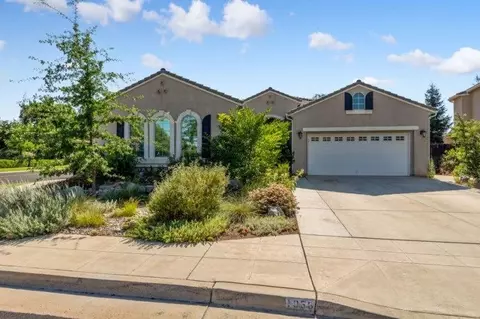 1956 N Joshua Ave, Clovis, CA 93619 photo 1