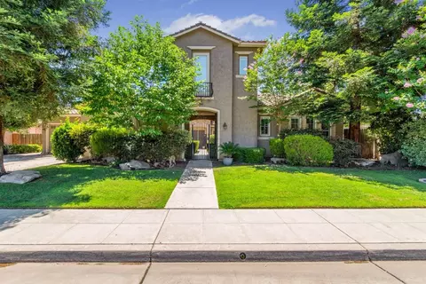172 W Goshen Ave, Clovis, CA 93611 photo 1