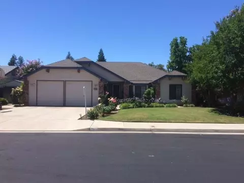 528 W Sample Ave, Clovis, CA 93612 photo 1