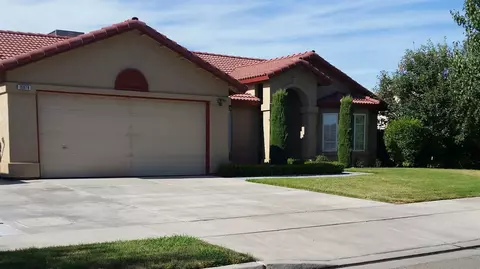 15878 W Stanislaus Ave, Kerman, CA 93630 photo 1